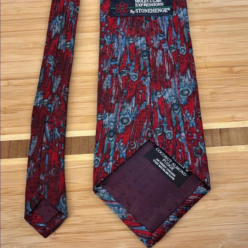 Stonehenge‎ Neck Tie